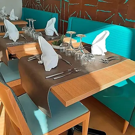 Domitys - Basaltik 4*